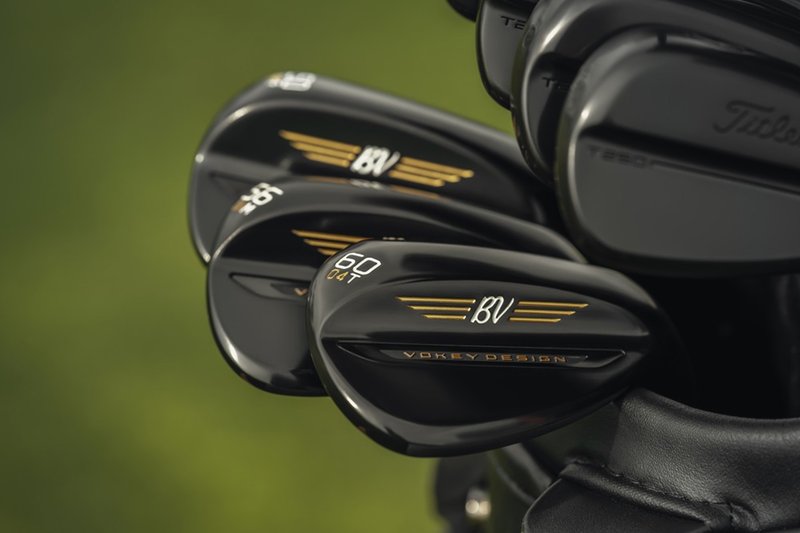 Titleist Limited Edition SM11 Black Vapor pánsky wedge