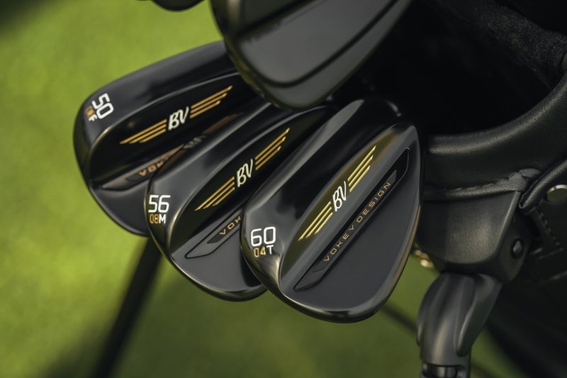 Titleist Limited Edition SM11 Black Vapor pánsky wedge