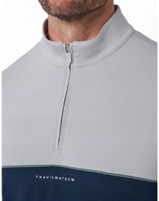 Travis Mathew Fibercloud Color Block Quarter Zip, svetlo sivý