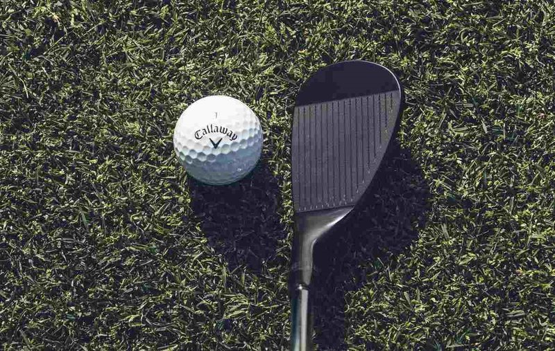 Callaway Opus Black Shadow pánsky wedge, grafit