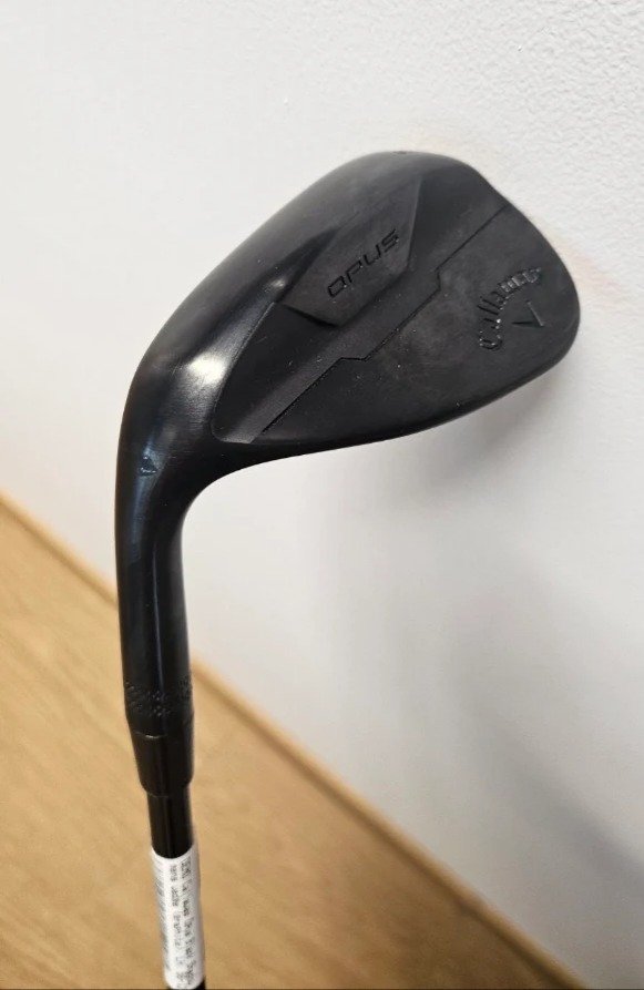 Callaway Opus Black Shadow pánsky wedge, grafit
