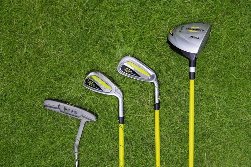 Longridge Challenger juniorský golfový set, oceľ/grafit
