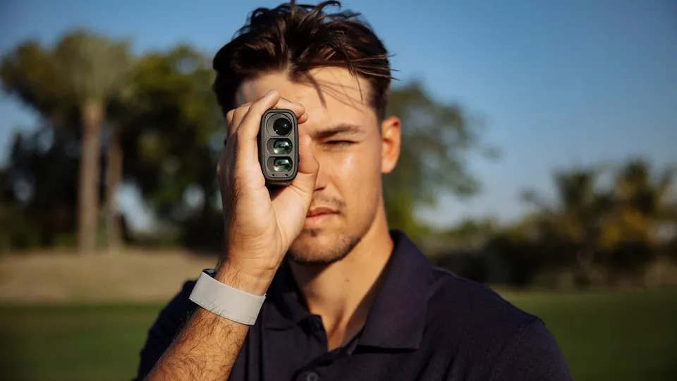 Canon PowerShot GOLF - vynikajúca optika a jasný elektronický hľadáčik