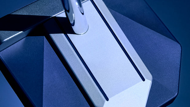 Povrchová úprava Diamond Blast a Sapphire Blue na Antidote SB5