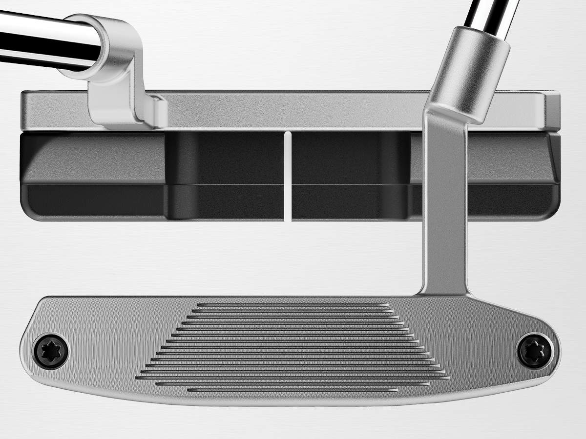 Detail hlavy a povrchovej úpravy puttra TaylorMade SYSTM2 Juno L-Neck