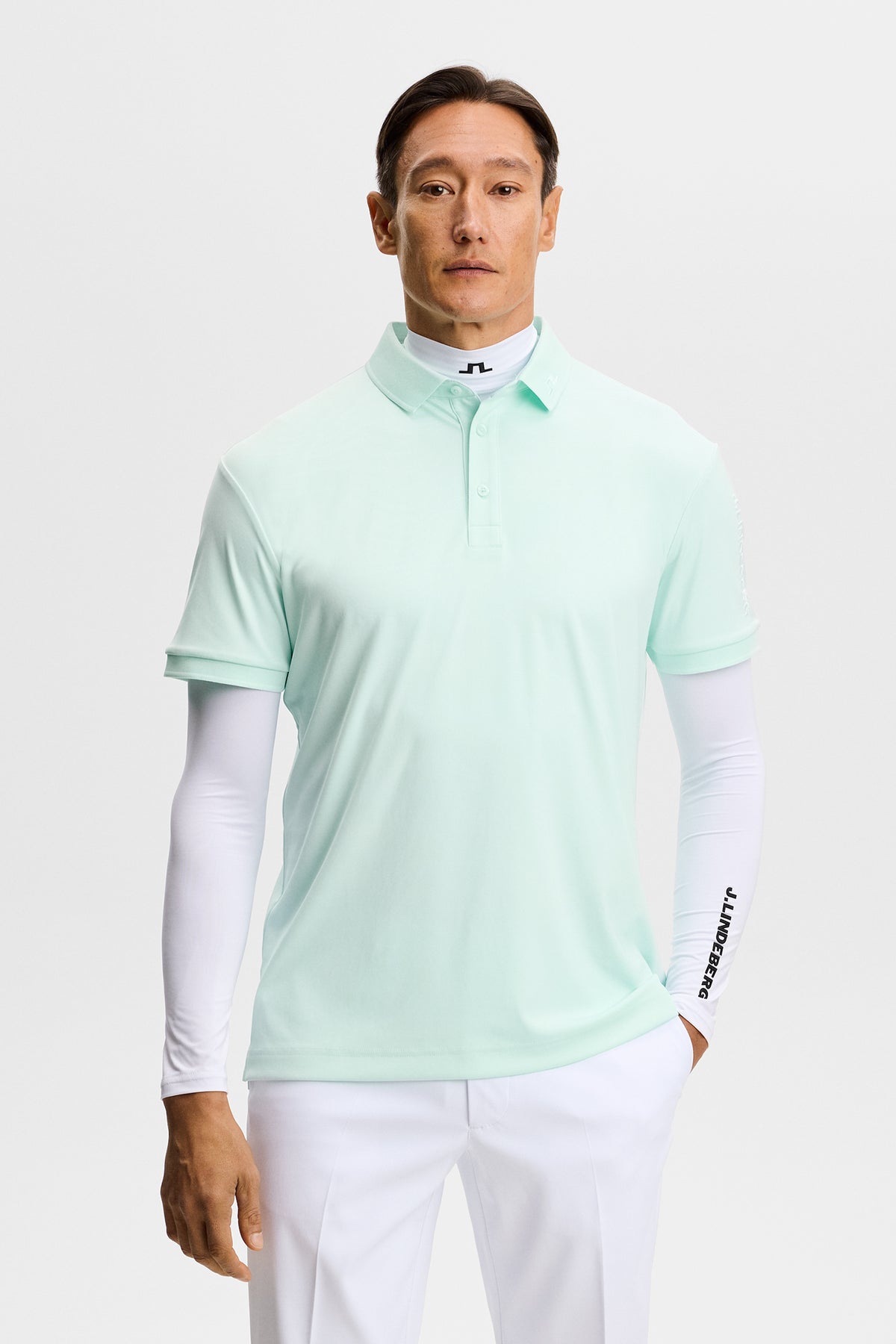 Polo tričko J.Lindeberg Tour Tech Bay – pohľad na výkon na ihrisku