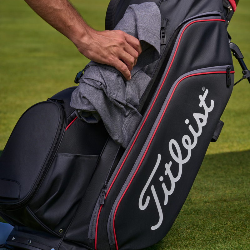 Titleist Hybrid 14 StaDry — Vylepšený úložný priestor a prístupnosť vreciek
