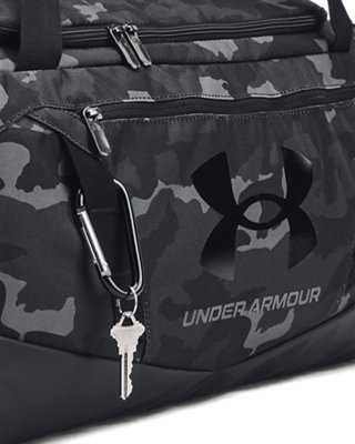 Predné vrecko na zips s Molle popruhmi na taške Undeniable 5.0 Small Duffle Bag