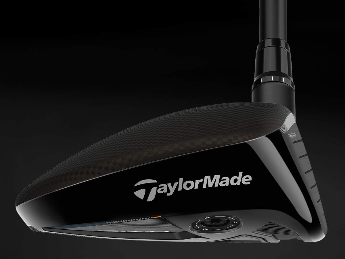 Qi4D Tour fairway wood optimized CG and tungsten weight placement