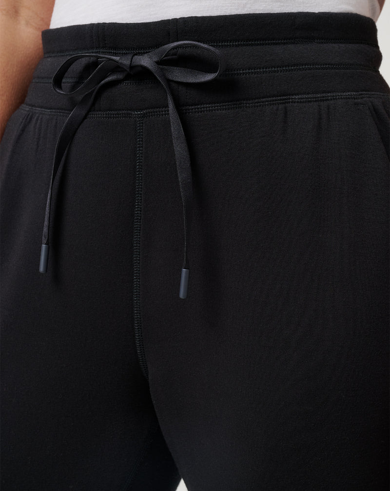 Travis Mathew Skyloft Soft Ankle Pant – pocket and vent detail